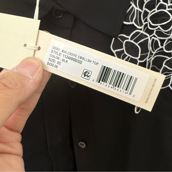 Rebecca Taylor Mia Top
Black Button-Up Shirt with Floral Details size XS NWT - Picture 5 of 8